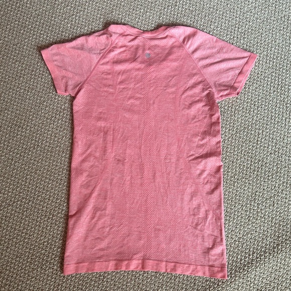 lululemon run swiftly tech short sleeve shirt - Picture 2 of 3